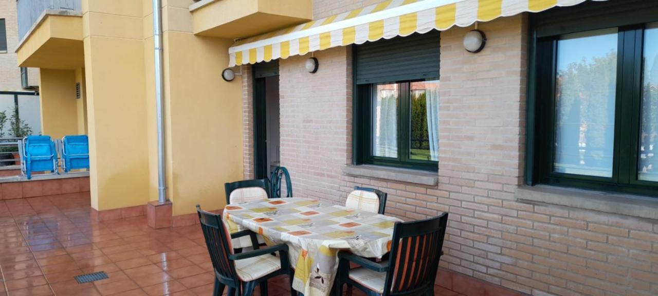 Monteperdido Jaca Appartement Buitenkant foto