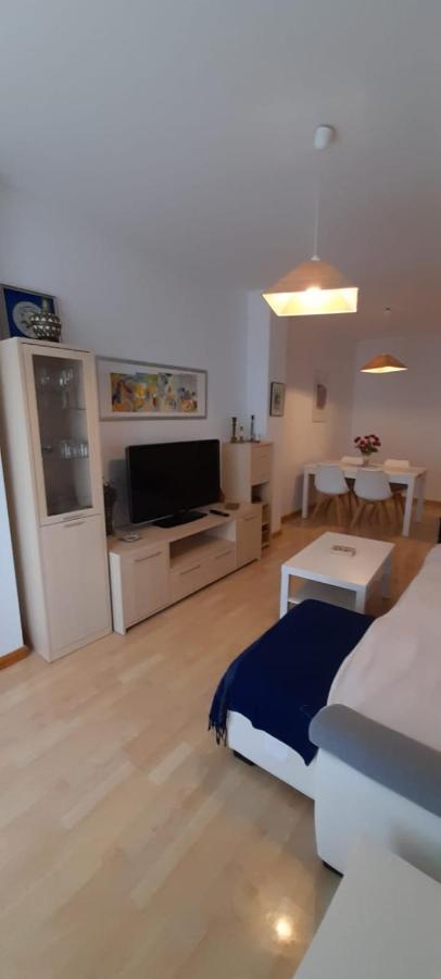Monteperdido Jaca Appartement Buitenkant foto